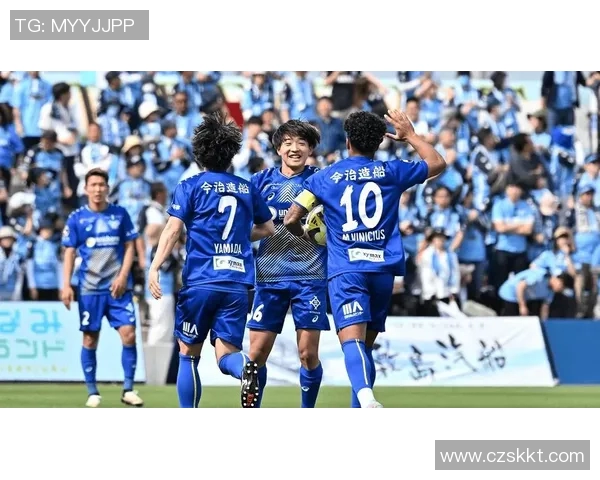 大分三神迎战东京FC争夺联赛关键三分的激烈对决