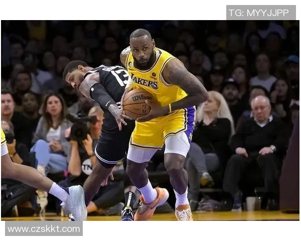 湖人队与掘金队季前赛精彩对决展现新赛季的竞争态势与球员状态