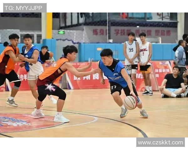 新西兰破坏者与雷霆的激烈对决展现篮球魅力与团队精神