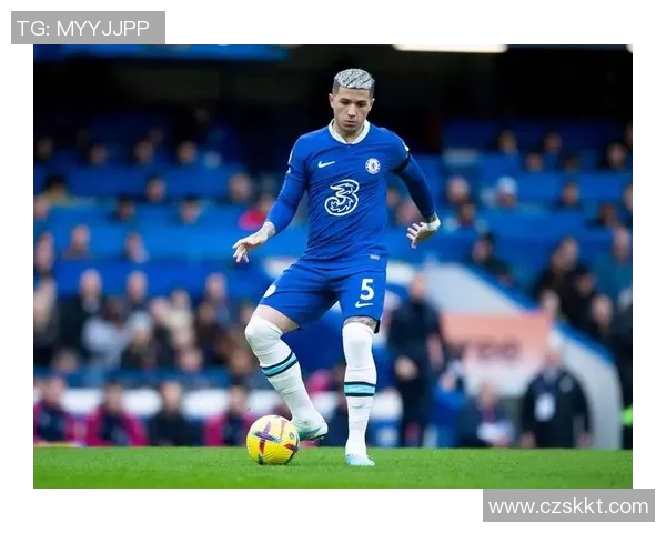 意大利与巴西足球历史交锋回顾与分析两队辉煌对决的精彩瞬间 意大利与巴西足球历史交锋回顾与分析两队辉煌对决的精彩瞬间